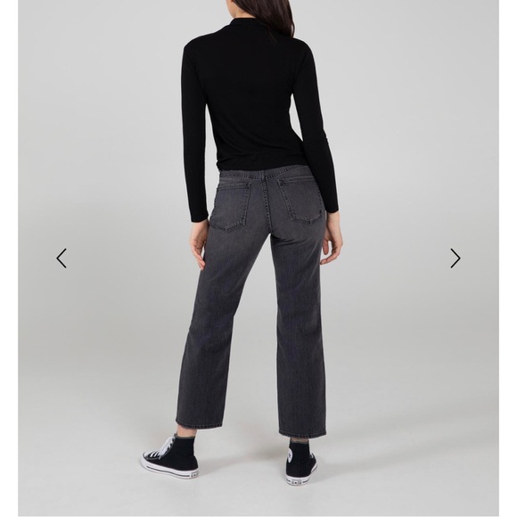 Silver Jeans Co - Frisco High Rise Straight Leg Jean - Picture 2 of 6